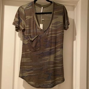 Camo print v neck tshirt